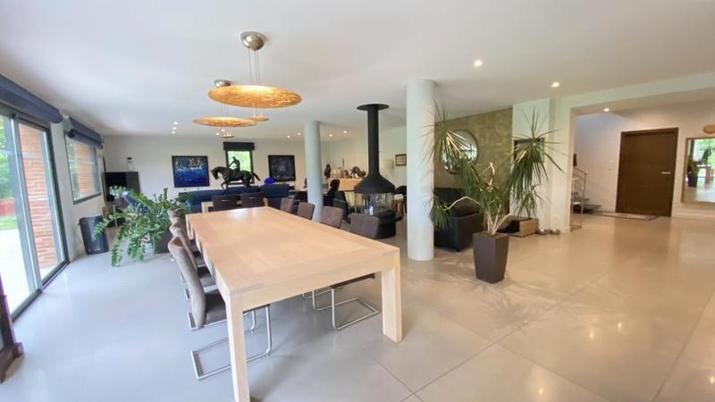 Maison de domaine équestre - 500 m² - 13 pièces