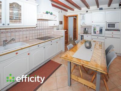 Pavillon - 200 m² - 5 pièces