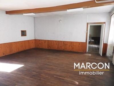 Maison - 214 m² - 12 pièces