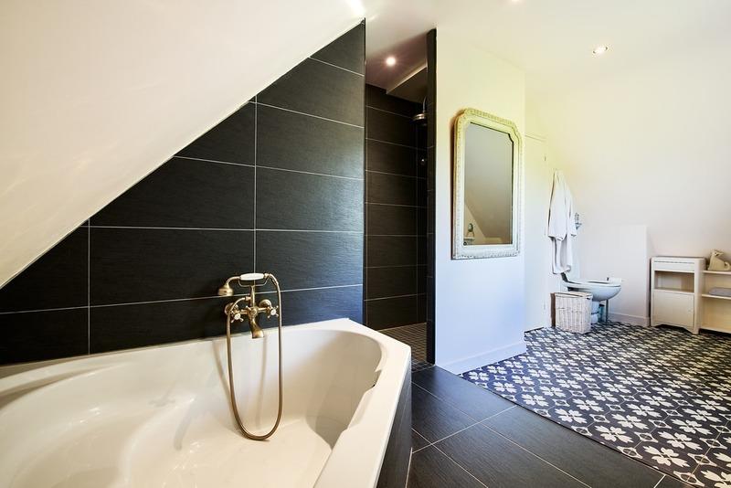 Maison - 210 m² - 8 pièces