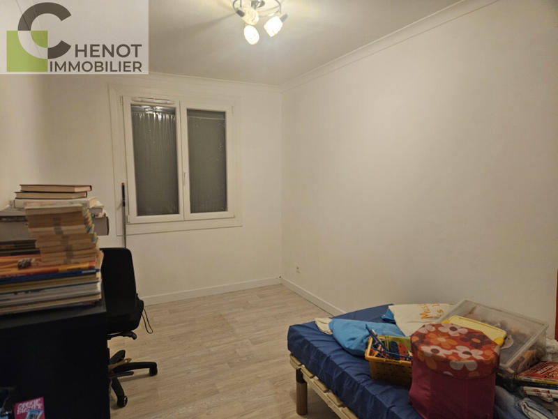 Propriété - 96 m² - 4 pièces