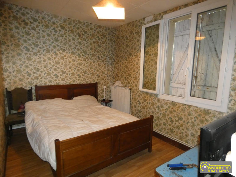 Maison - 90 m² - 5 pièces