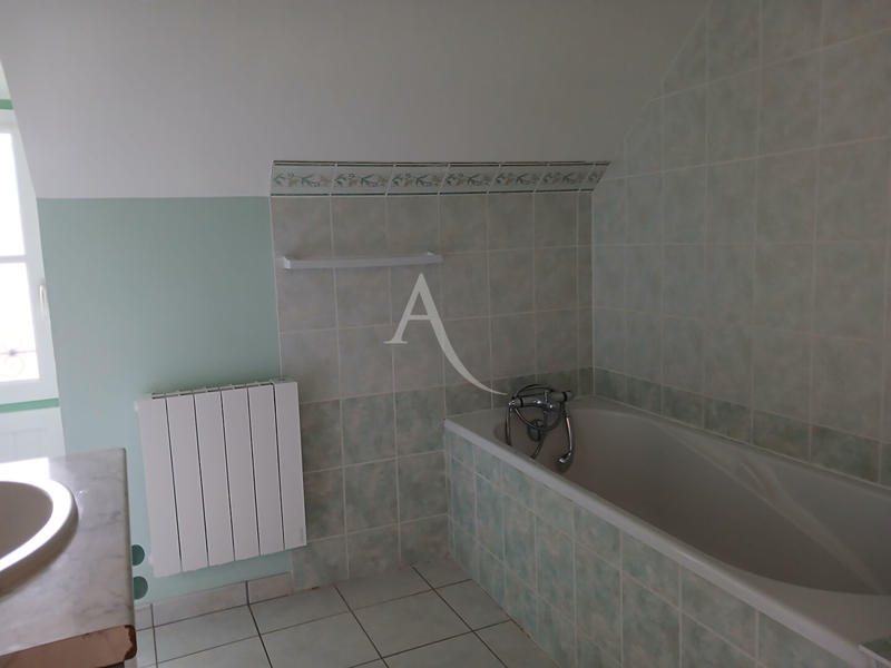 Maison - 95 m² - 4 pièces