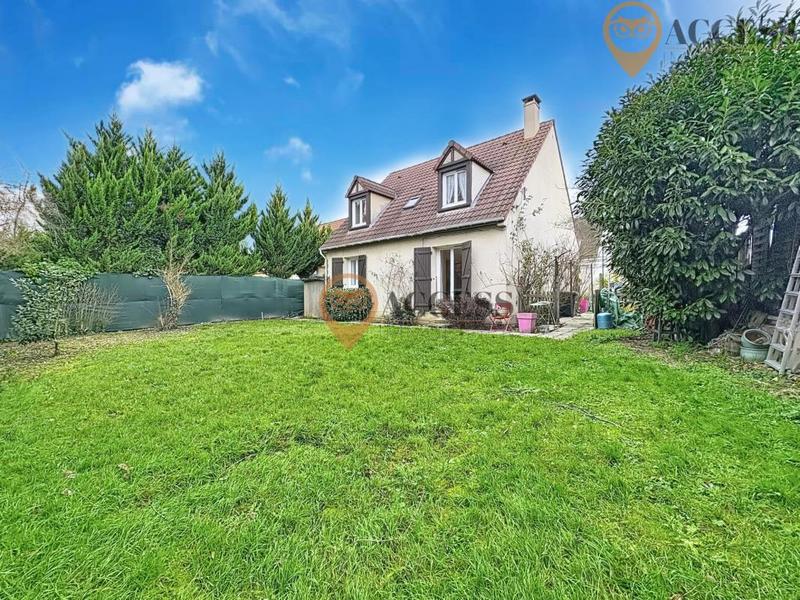 Maison - 99 m² - 5 pièces