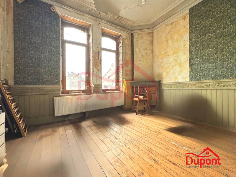 Maison - 193 m² - 8 pièces