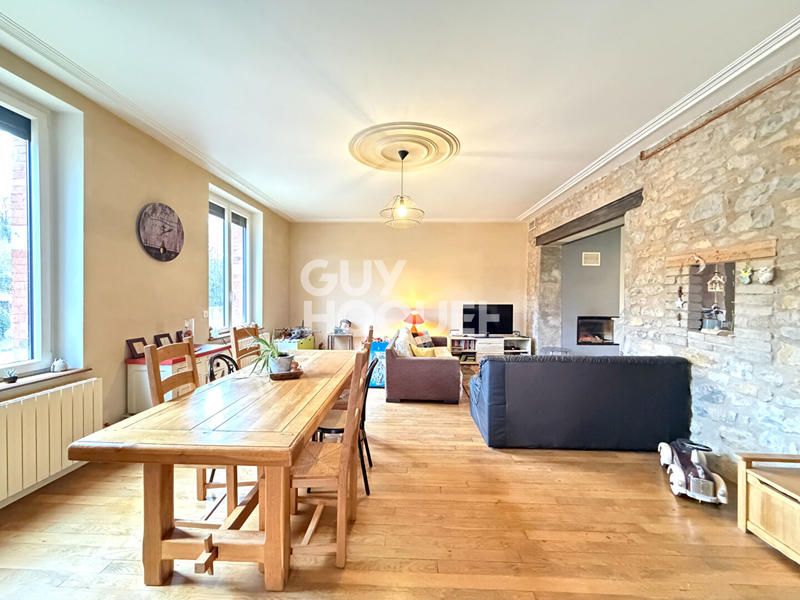 Maison - 176 m² - 5 pièces