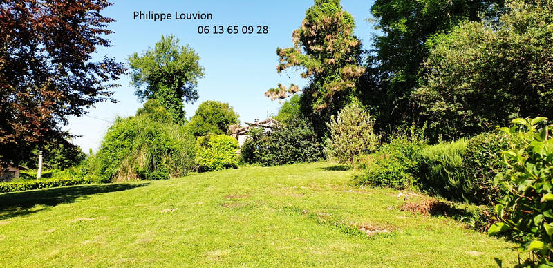 Maison - 201 m² - 9 pièces