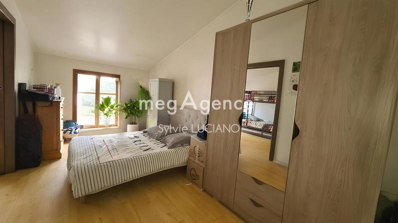 Maison - 175 m² - 6 pièces