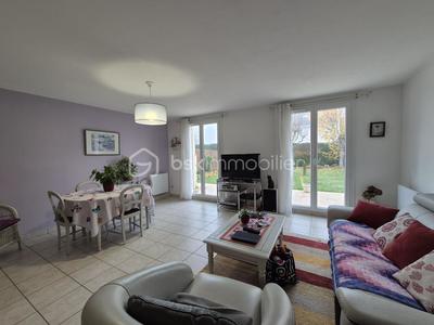 Maison - 94 m² - 5 pièces