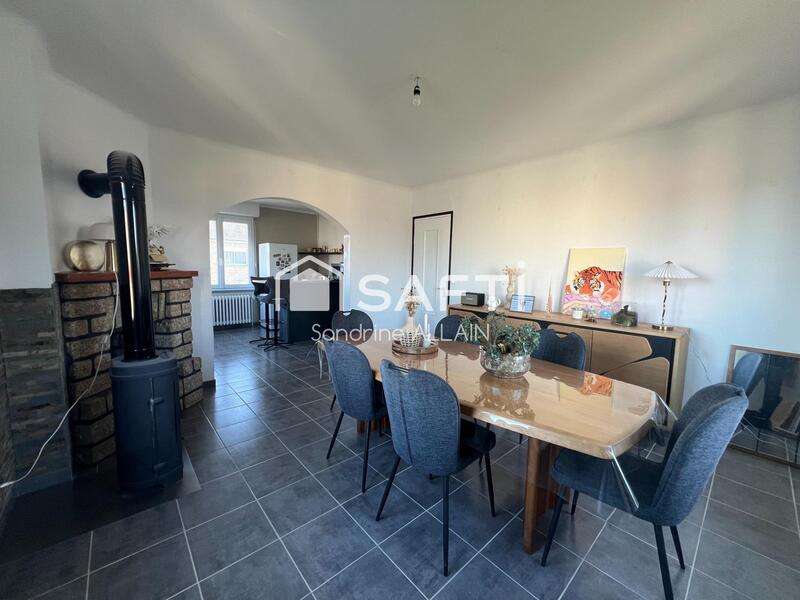 Maison - 110 m² - 6 pièces