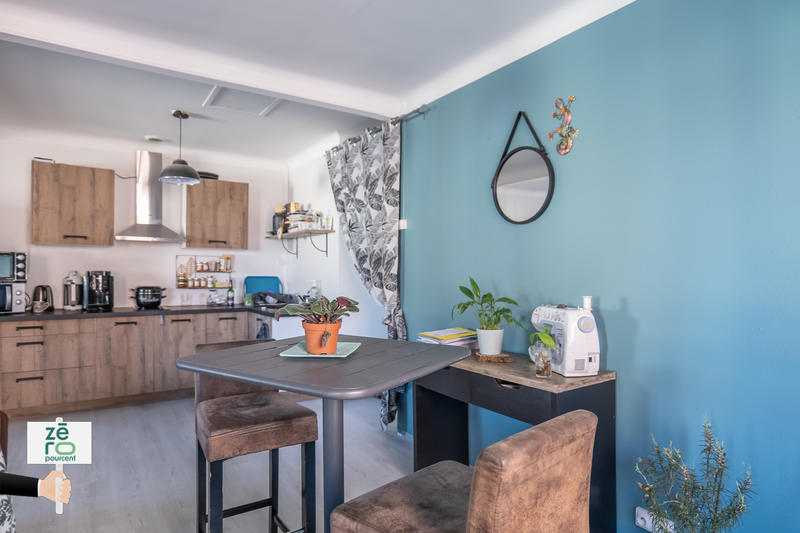 Fonds de commerce - Magasins - 200 m²