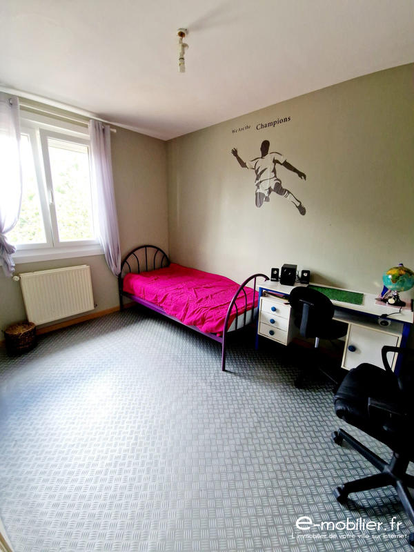 Maison - 80 m² - 5 pièces