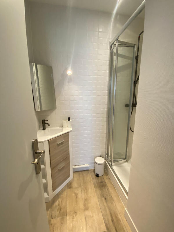 Chambre - 156 m² - 9 pièces