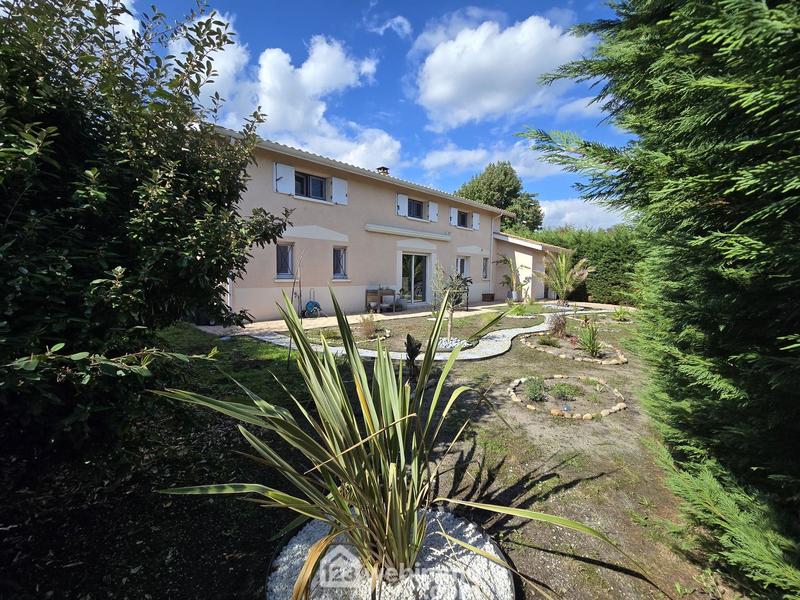 Maison - 161 m² - 5 pièces