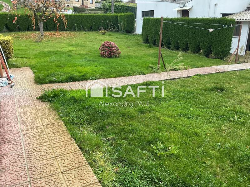 Maison - 93 m² - 6 pièces