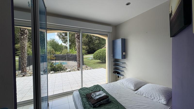 Maison - 180 m² - 7 pièces