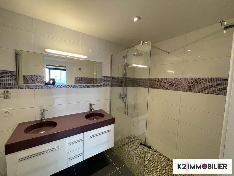 Appartement - 134 m² - 3 pièces