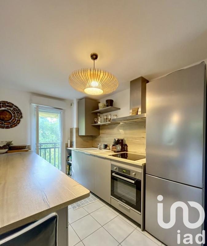 Appartement - 64 m² - 3 pièces