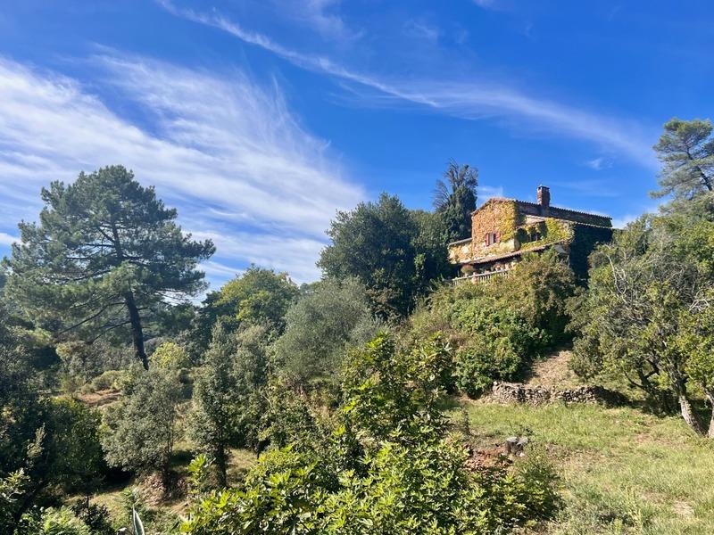 Maison - 196 m² - 6 pièces