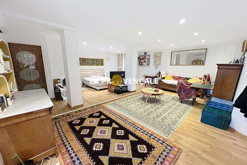 Bastide - 200 m² - 6 pièces