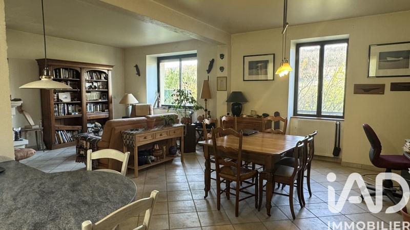 Maison - 192 m² - 5 pièces