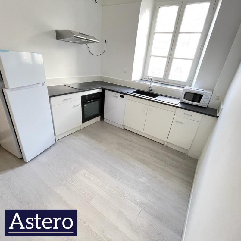 Appartement - 253 m² - 9 pièces