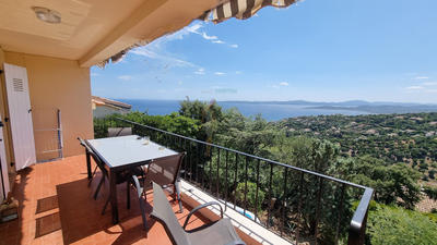 Maison - 80 m² - 5 pièces