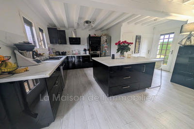 Maison - 122 m² - 5 pièces