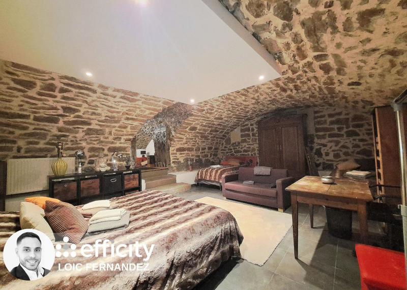 Appartement - 172 m² - 5 pièces