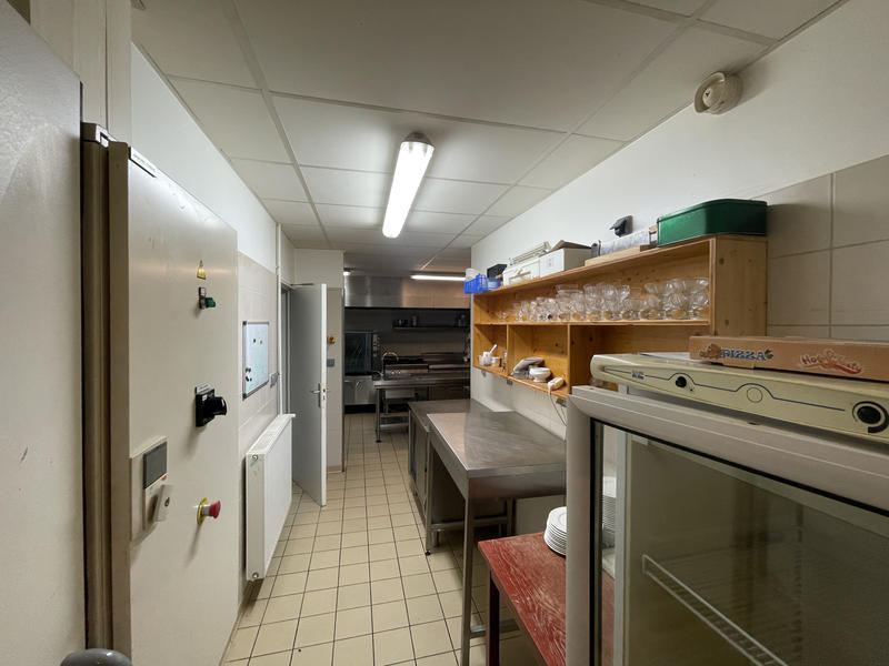 Maison - 337 m² - 16 pièces