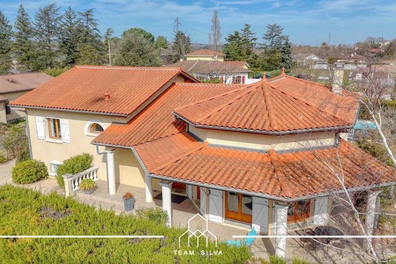 Maison - 170 m² - 5 pièces