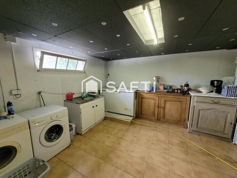 Propriété - 185 m² - 7 pièces