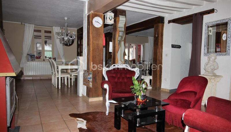 Longère - 370 m² - 10 pièces