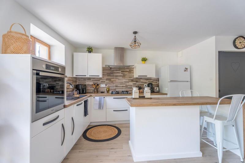 Maison - 95 m² - 3 pièces