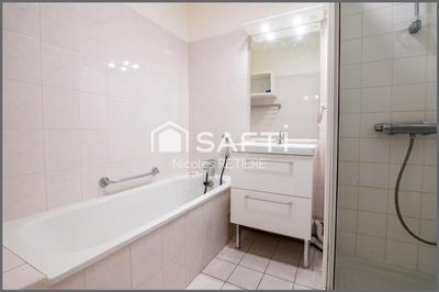 Appartement - 80 m² - 3 pièces