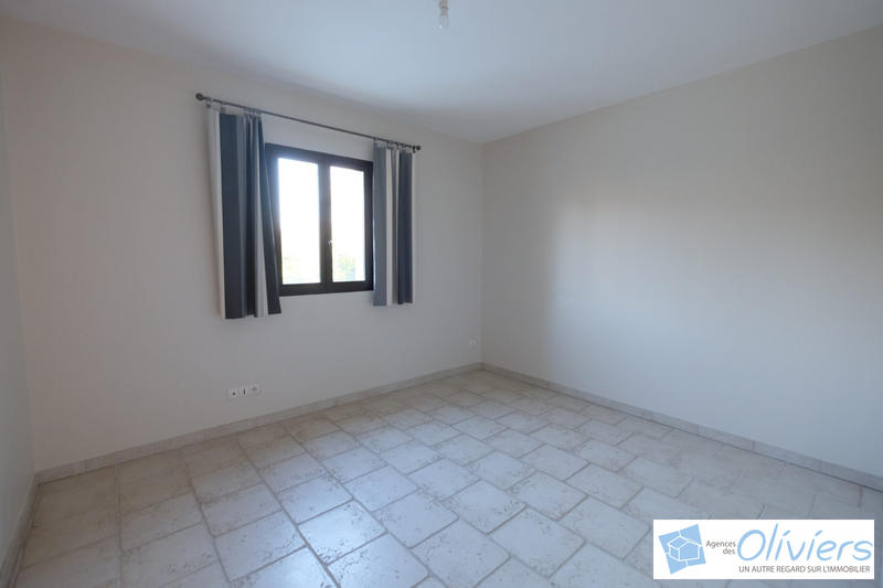 Maison - 260 m² - 9 pièces