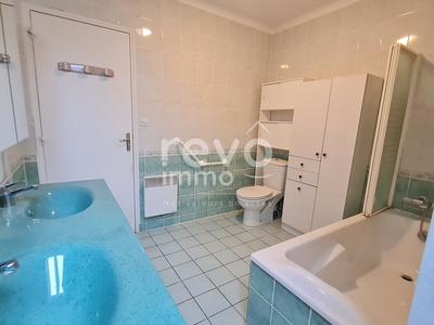 Maison - 102 m² - 5 pièces