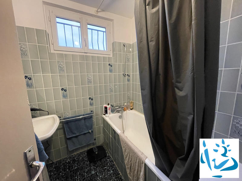 Maison - 103 m² - 5 pièces