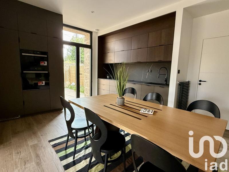 Maison - 169 m² - 8 pièces