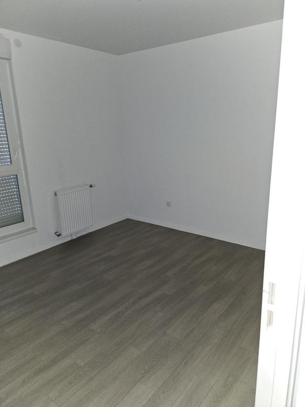 Appartement - 99 m² - 4 pièces
