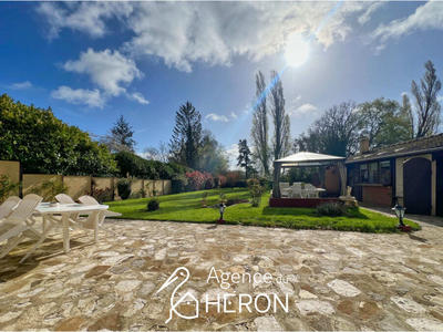 Propriété - 97 m² - 5 pièces