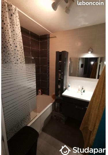 Chambre - 9 m² - 1 pièce