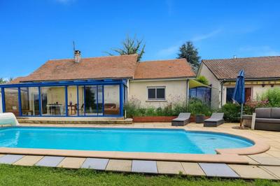 Maison - 273 m² - 8 pièces