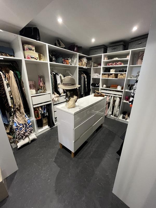 Maison - 204 m² - 6 pièces