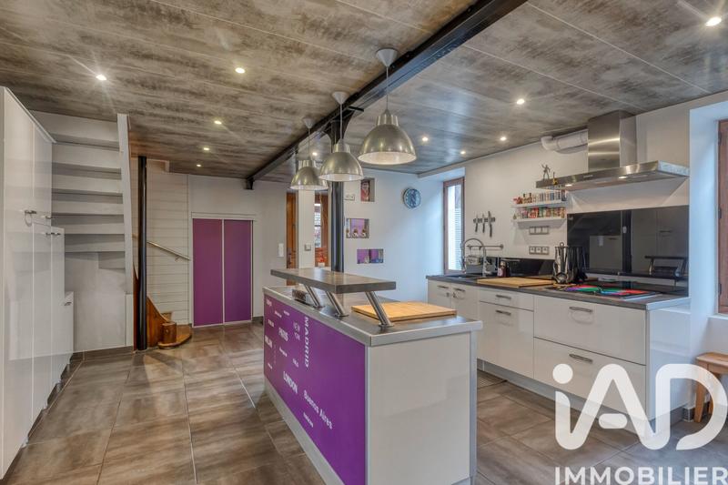 Maison - 177 m² - 4 pièces
