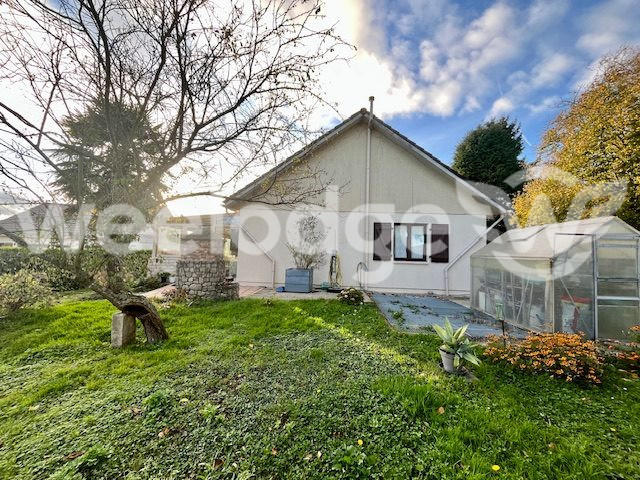 Maison - 110 m² - 6 pièces