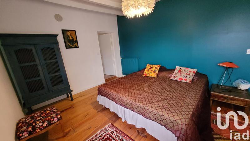 Maison - 212 m² - 6 pièces