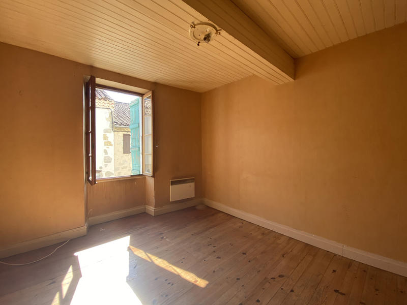 Maison de village - 95 m² - 4 pièces