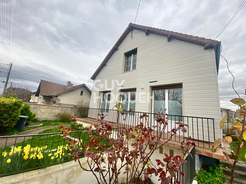 Maison - 105 m² - 6 pièces