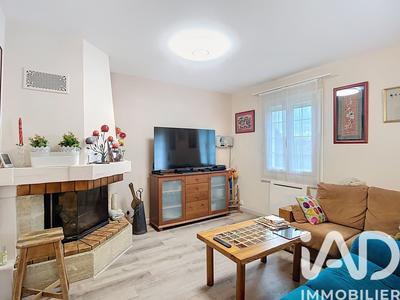 Maison - 75 m² - 5 pièces